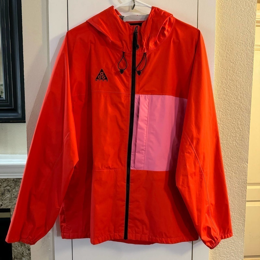 Nike ACG Packable Rain Jacket Small Pink Red Water Resistant Nylon Gorpcore - Picture 2 of 8